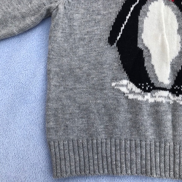 Carter’s Penguin 🐧 Holidays Sweater Size 3-6M - Picture 4 of 7